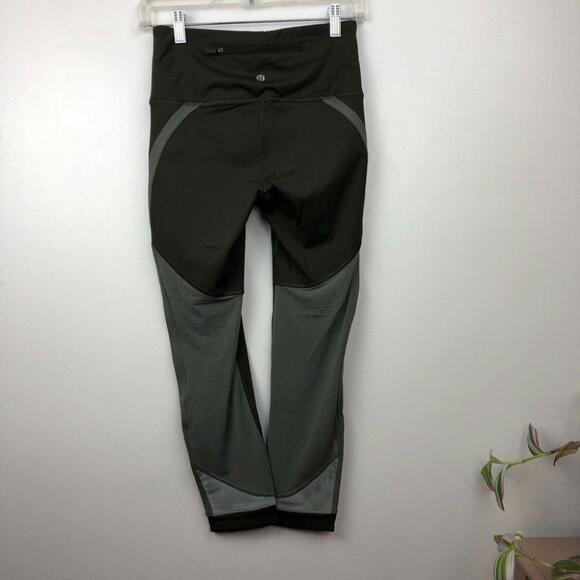 Lululemon Crop Leggings - Zip the Line - 6 - Picture 3 of 10